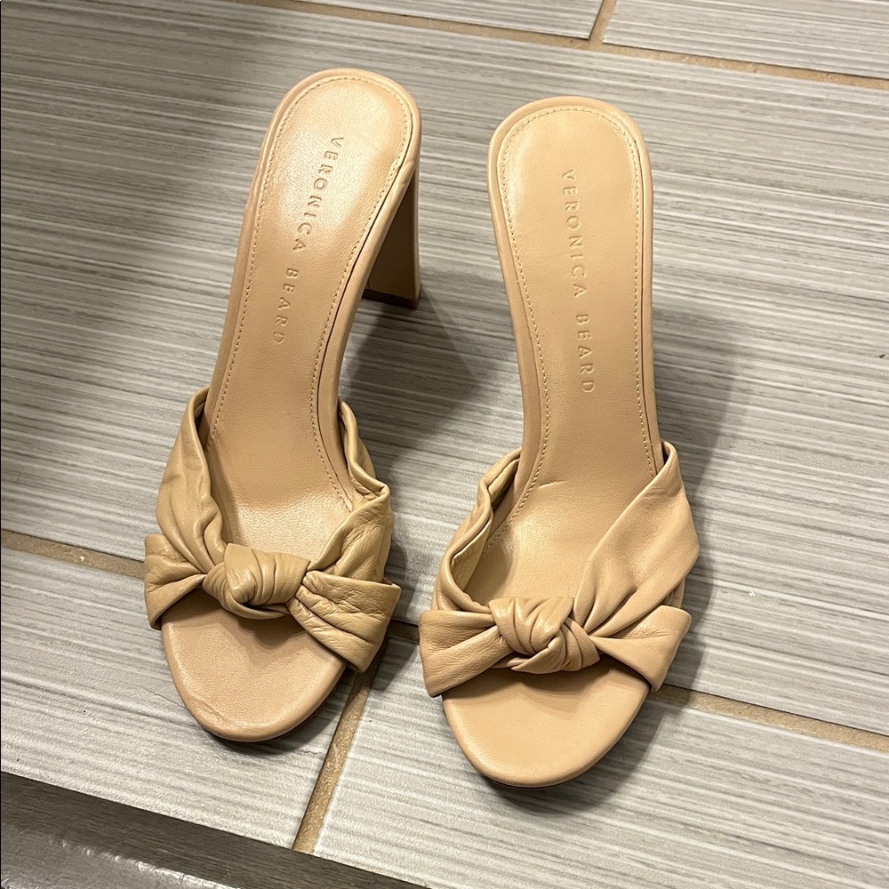 Veronica Beard Beige Knotted Heels